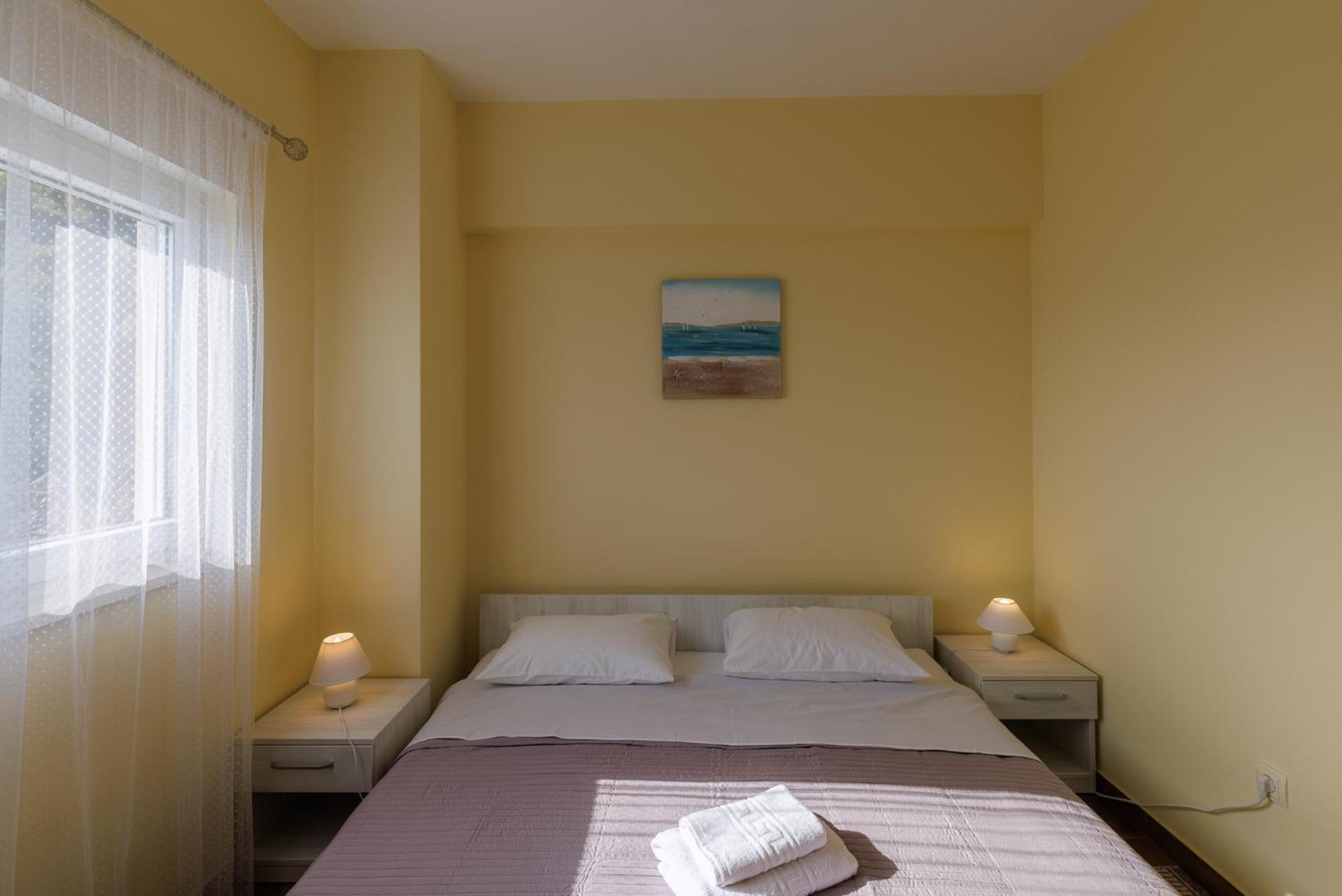 Apartman Maja Komarna Buitenkant foto